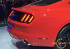 15_mustang_detroit_g2.jpg (174kb)
