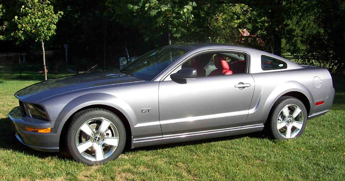 2006 Ford Mustang - Tungsten Gray met.